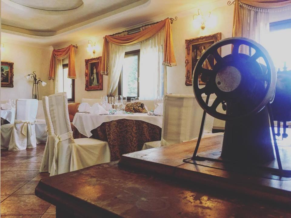 Hotel La Fontanella แซร์รา ซาน บรูโน ภายนอก รูปภาพ