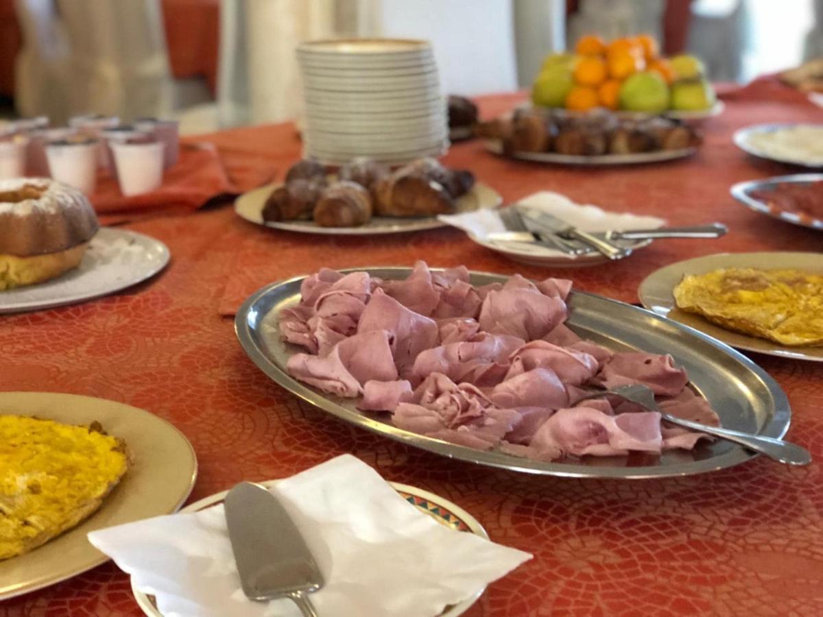 Hotel La Fontanella แซร์รา ซาน บรูโน ภายนอก รูปภาพ